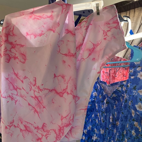 Pink & White Marble Bikini with cover-up - Picture 7 of 8